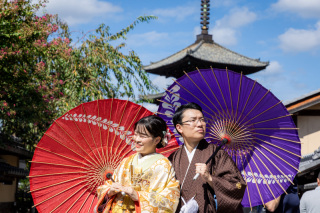 八坂の塔付近にて色打掛前撮り♪