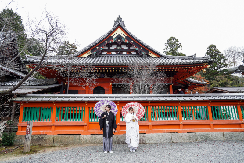 建物の前で撮影