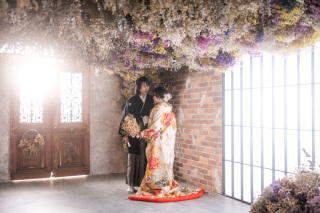 和装2点でスタジオ撮影！色打掛＆白無垢