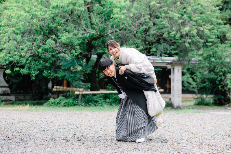 おんぶショット