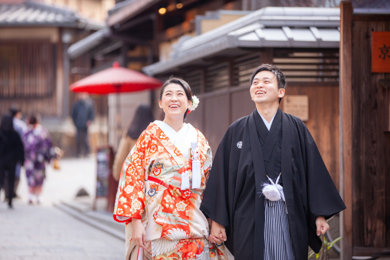 見つめる先には