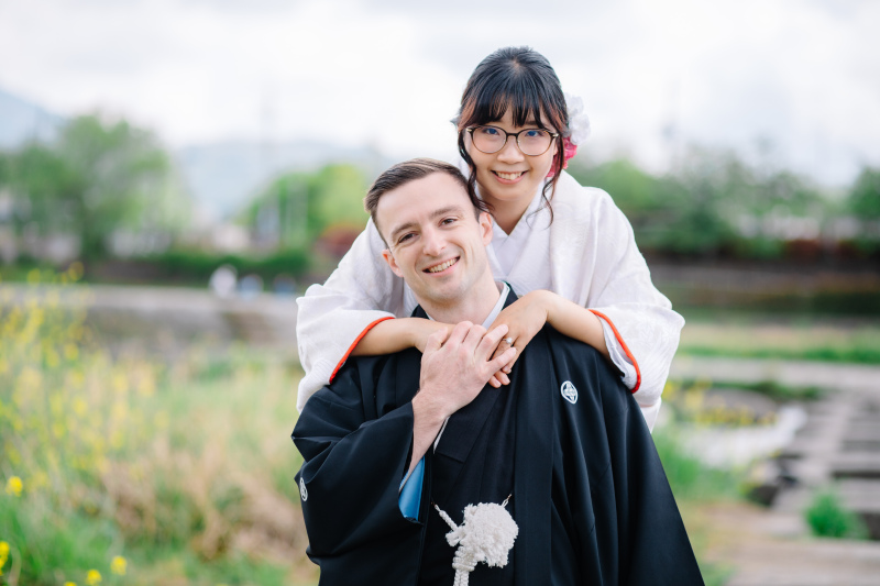 ぎゅっとハグして