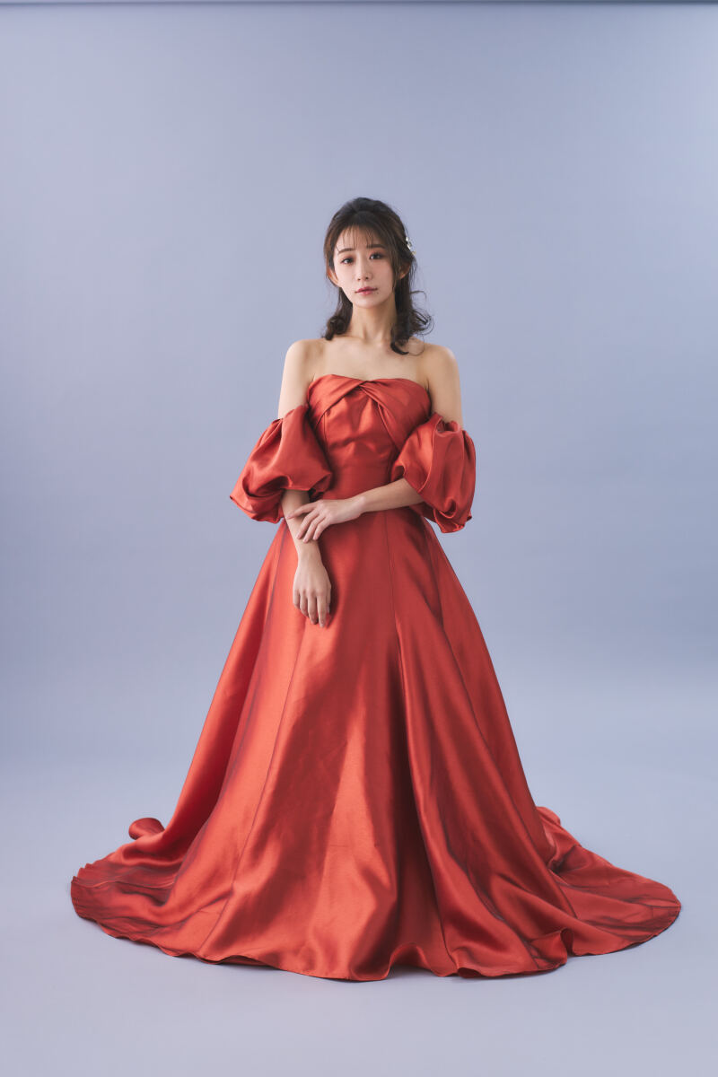 ハイブランドドレス トレンドのパフも可愛いドレス