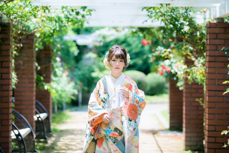 ハルウェディング_色打掛・着物が豊富