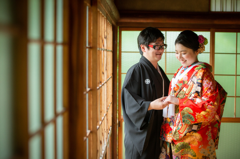 ハルウェディング_庭園で撮影できる