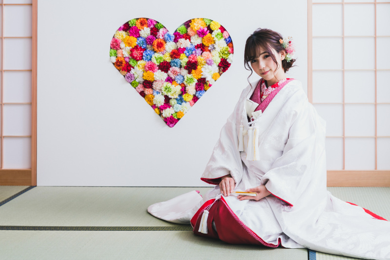 色小物は組み合わせ次第で色んなイメージになります!