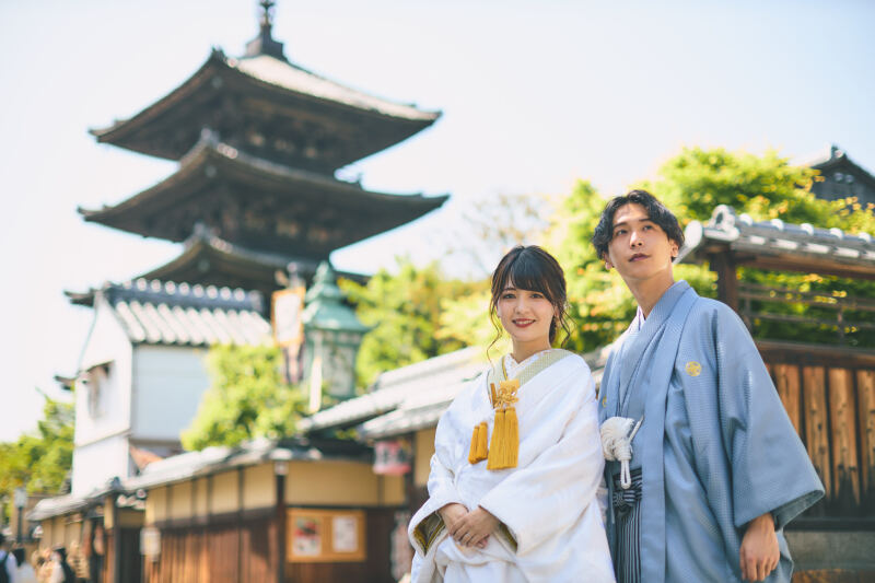 12/6~12/29【平日5万OFF&土日祝4万OFF】和装1点+洋装1点ロケ1か所+スタジオ 188,000円