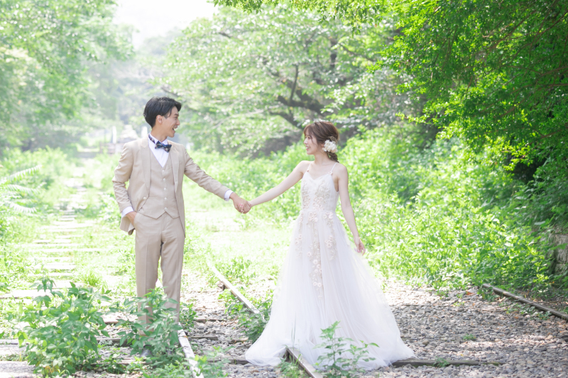 7/1~8/31<6月末までの予約で>【平日6万円OFF 土日祝5万円OFF】洋装1点ロケ地1か所 79,000円