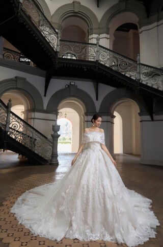 ウエディング701