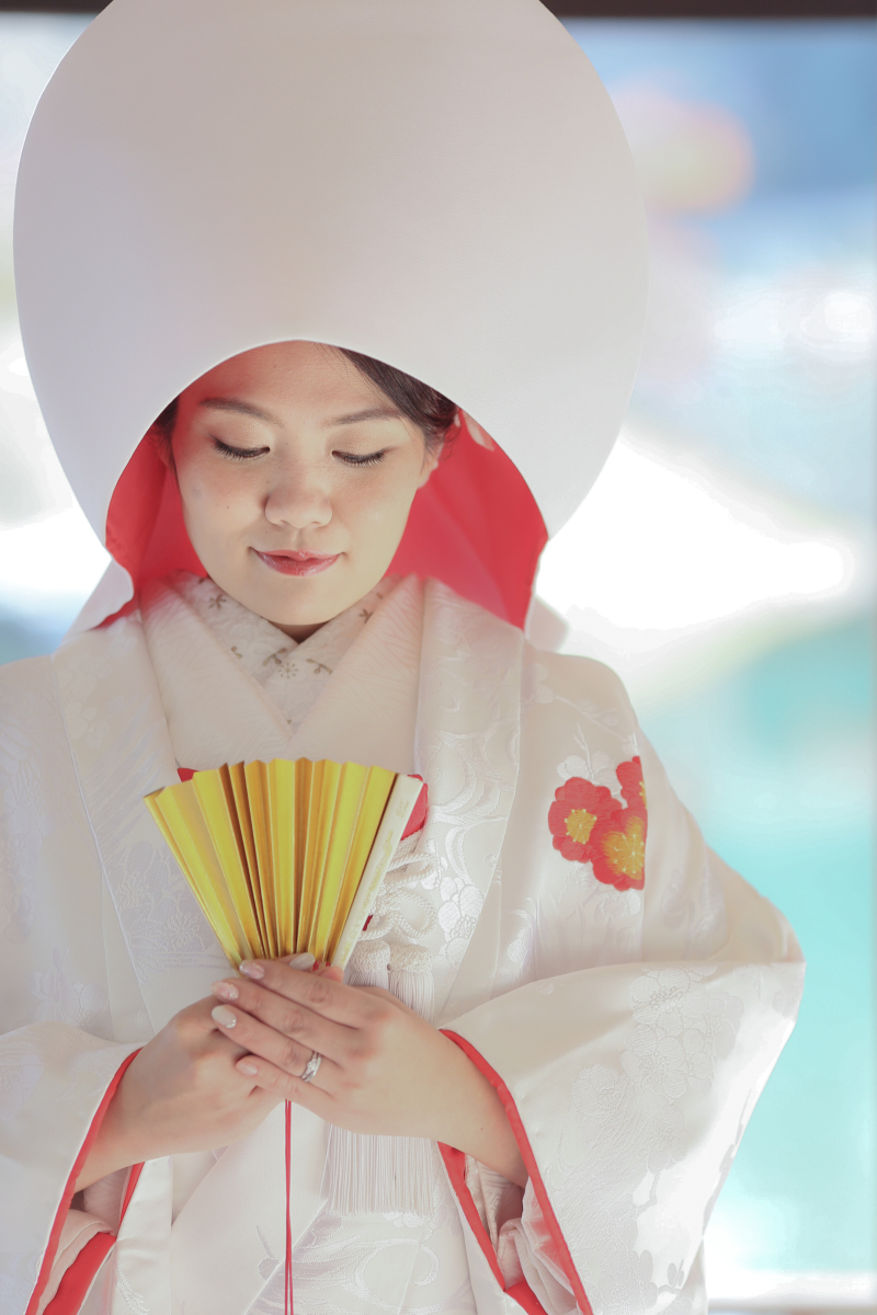 綿帽子をかぶって