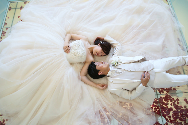 寝ころびカット