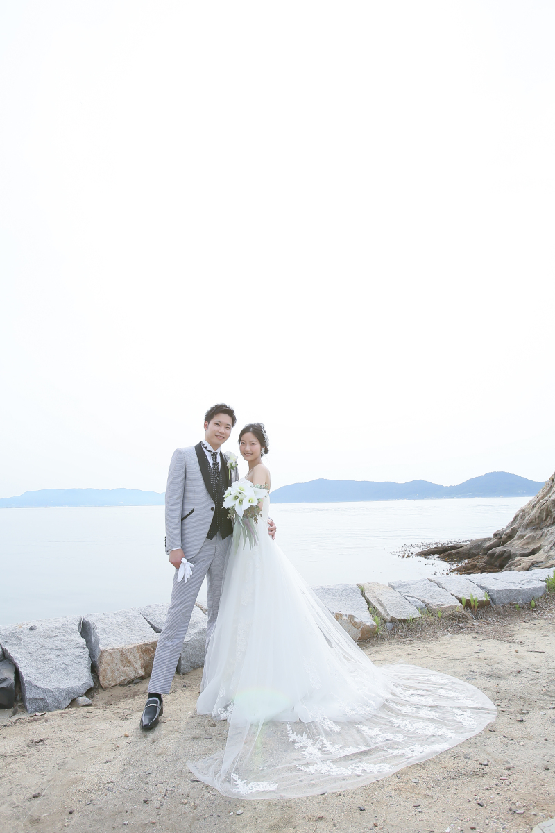 ドレスのバックスタイル