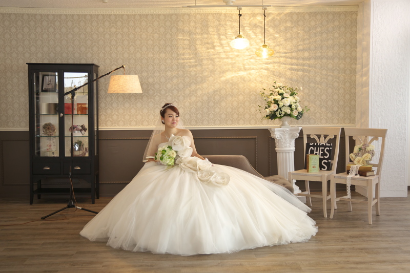 一目惚れのウエディングで