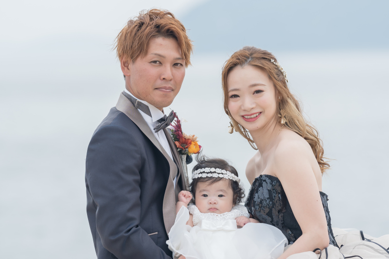 お子様と家族3人で撮影♡