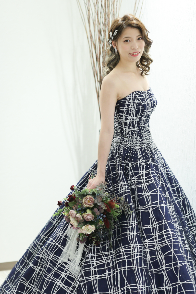 KIYOKO HATAの新作ドレスで