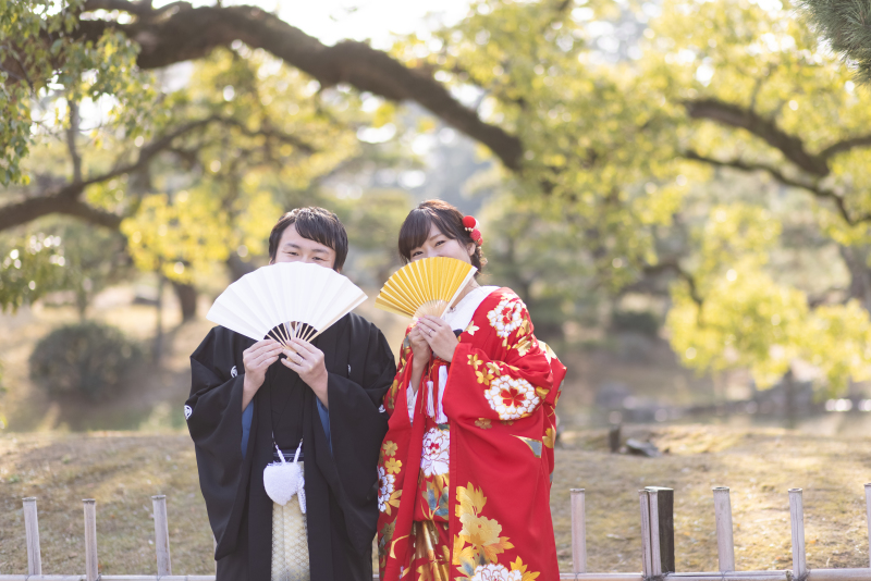 扇子を使って可愛く