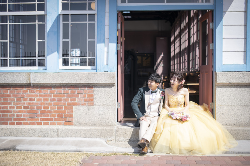 レトロタキシード×イエロードレス