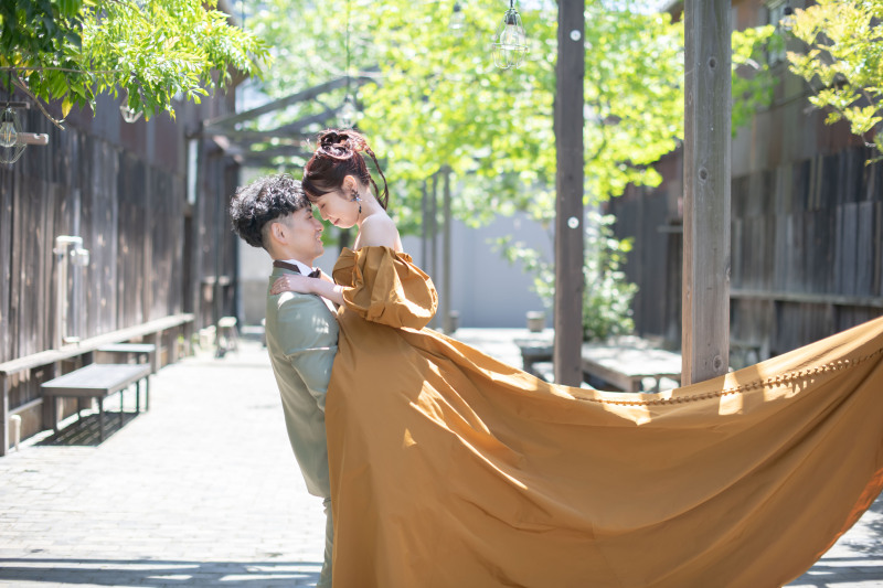 ドレスなびかせカット♡