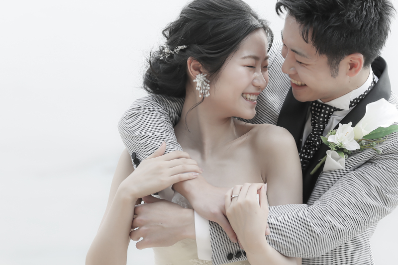 お二人の表情も