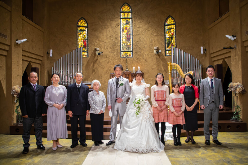 ご家族に囲まれて笑顔溢れる撮影に 撮影日 22年1月15日 セレス高田馬場 Photowedding Kirara 東京都でフォトウェディング探すならphotorait