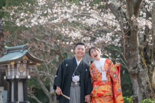 ＊3月：和装1着ロケーション撮影＊色打掛を着用して市内の神社で♪