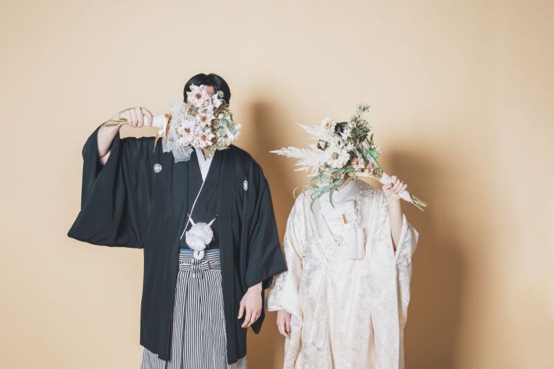 ブーケでお顔隠し♪