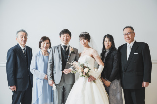 ＊2月：和装洋装2着スタジオ＆ガーデン＊ご家族様とご一緒に