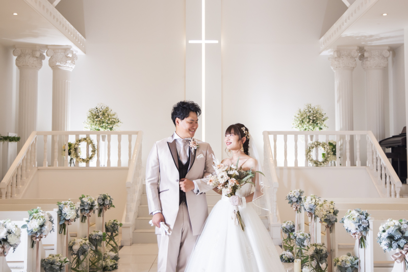 白亜のチャペルで王道カット