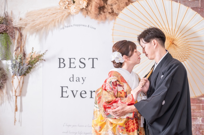 定番のポージングで...