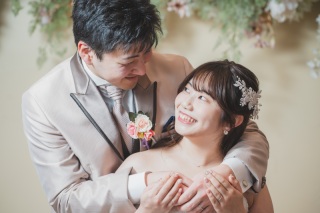 ＊12月：洋装チャペルスタジオガーデン1着プラン＊自然光が素敵な演出♪