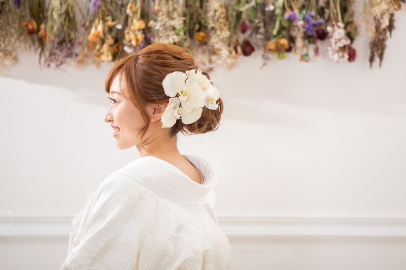 ヘアスタイルも