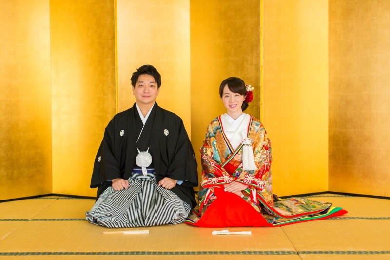 金屏風前でパチリ☆