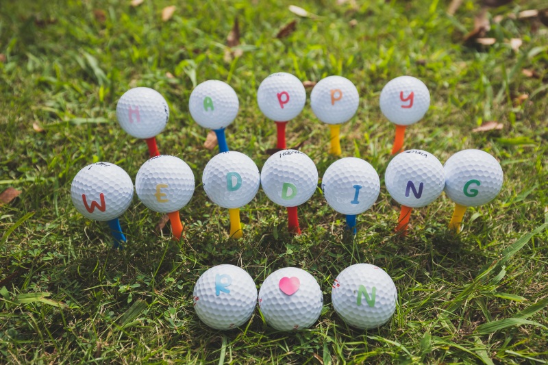 ゴルフボールでかわいらしい1枚