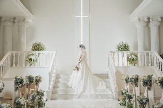 ＊1月：洋装チャペルスタジオガーデン1着プラン＊フェザーシャワーで演出♪