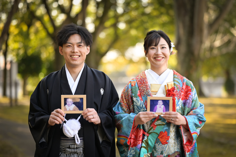 最近お持込が多くなった小さい頃のお写真と共に