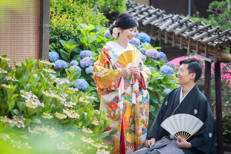 館山城の庭園で
