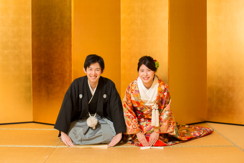 金屏風前からスタート♪