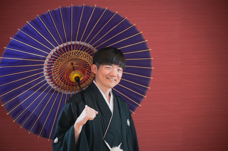 同じ背景でご新郎様も