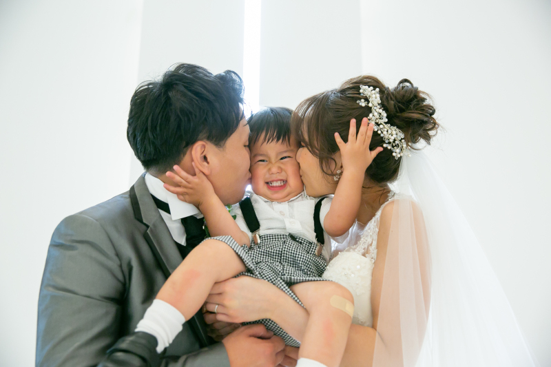 本格チャペルにてお子様との3ショットも定番♪♪