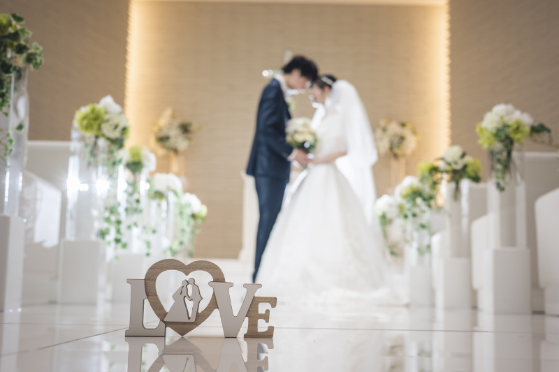 【5月撮影・ドレス・憧れのチャペルでフォトウェディング】1着：追加料なし(修正済データ130カット) 衣裳は50着から選択可能＊