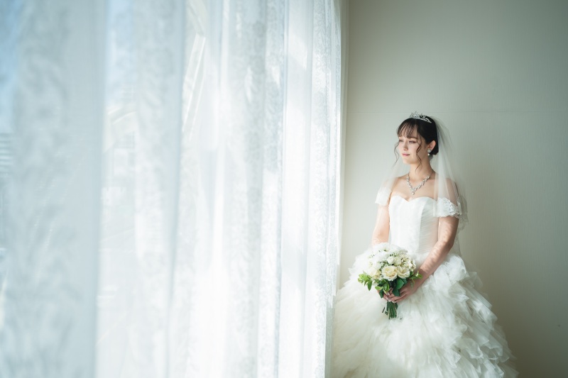 【5月撮影・ドレススタジオ】1着(データ80カット)背景6種＊衣裳は40着～選択/グレードアップ料なし＊データ最短5日後納品