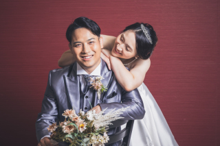 天候も料金も安心/選べるブースでスタジオ撮影♡ 夏・冬シーズンは特におすすめ ☆ご披露宴予定のお客様の前撮りとしても人気プラン☆