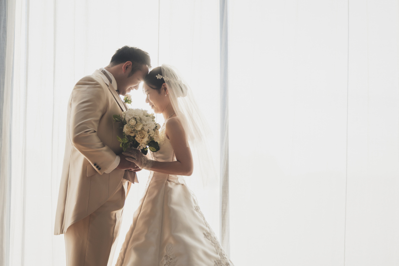 【6月撮影・和装とドレス・スタジオ】追加料なし(修正済データ120カット)背景8種＊衣裳は40着から選択