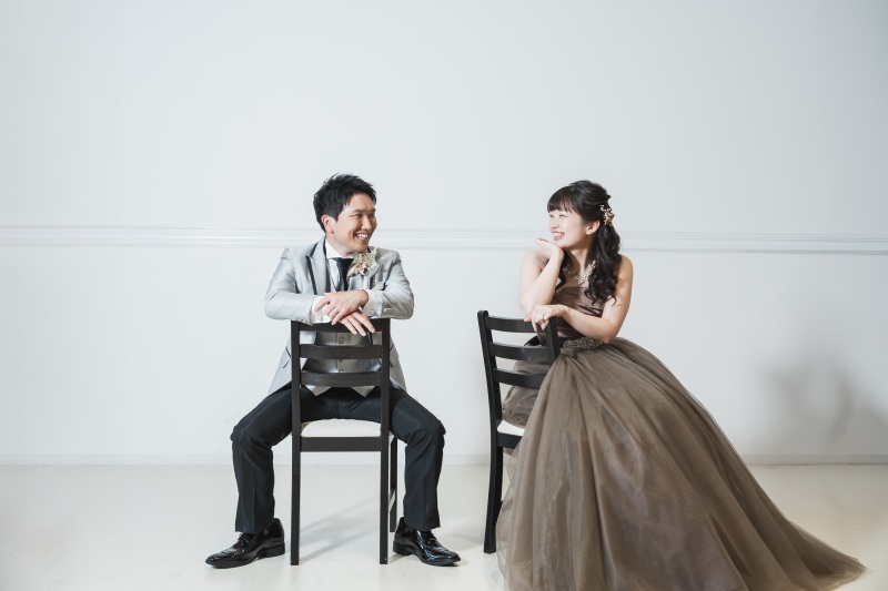 【1月撮影・和装とドレス・スタジオ】(データ120カット)背景8種*衣裳は40着から選択/グレードアップ料なし*