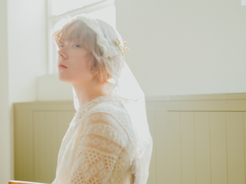 - Toi et Moi -ヴィンテージドレス/ロケーション撮影(七つ洞公園にて)友人とは被りたくない方、運命の1着を是非