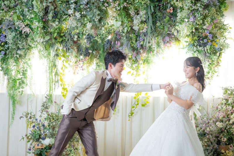 じゃれ合うお二人が微笑ましい1枚…♡