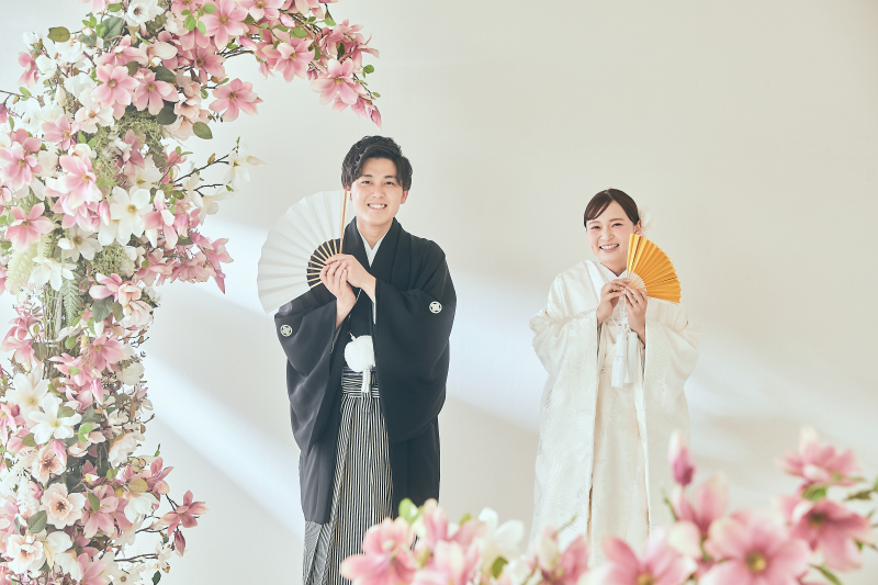 お顔を隠した後は…