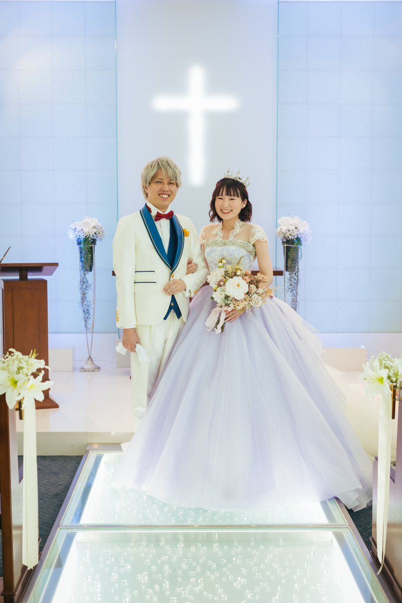 白いチャペルで