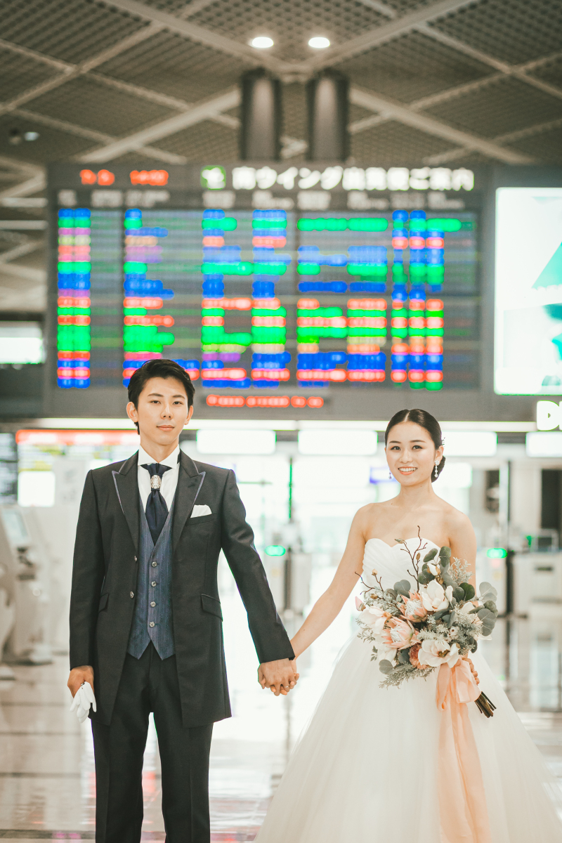 電光掲示板の前で^^