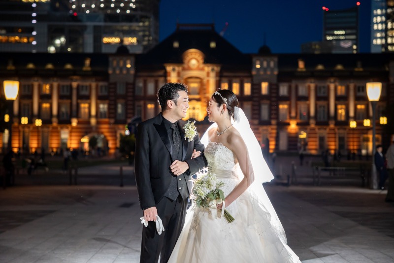 東京駅舎前での撮影からスタート♪